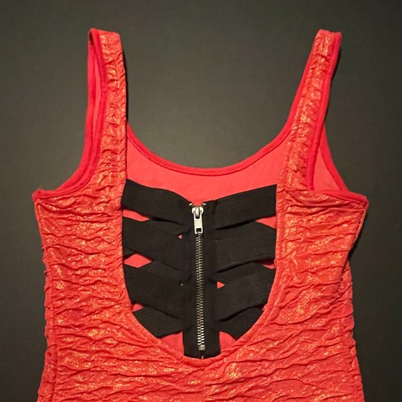 Hot, Sexy must have dress from Material Girl - Picture 3 of 12